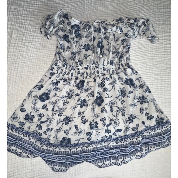 American Rag Dress XXL White Blue Floral Off Shoulder Smocked Mini - Picture 1 of 6